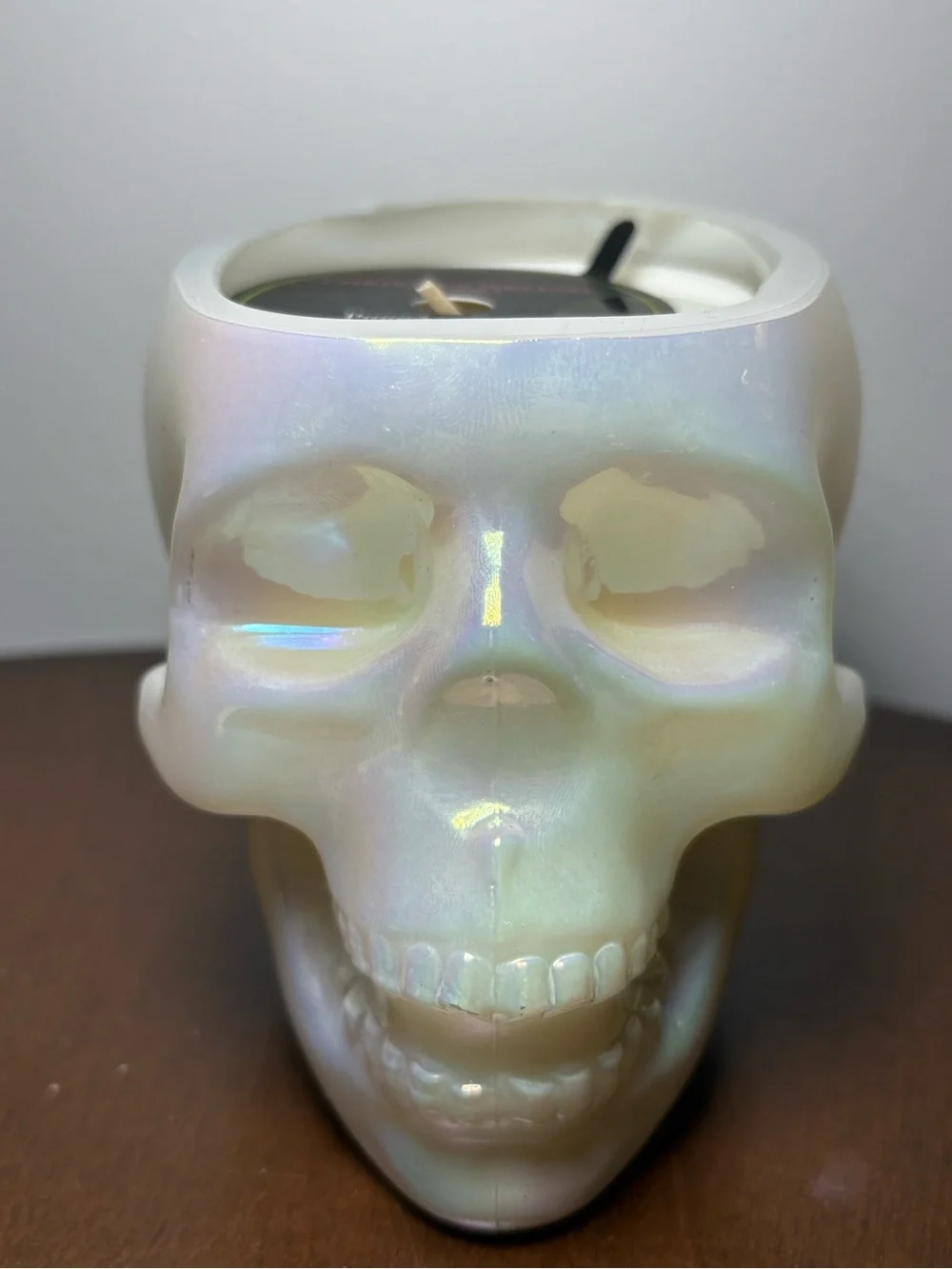 Christian Siriano Iridescent Pearl Skull Candle
